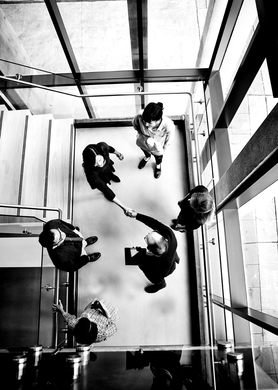 Greeting in stairwell